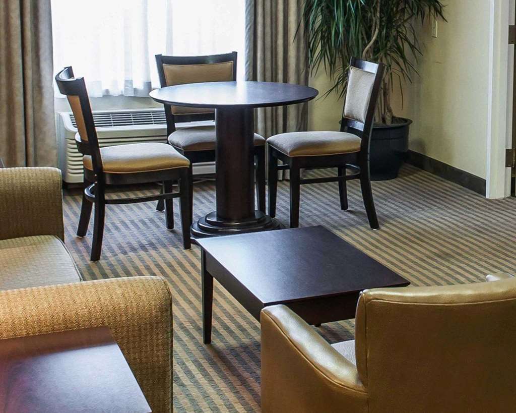 Comfort Suites Lafayette University Area Oda fotoğraf